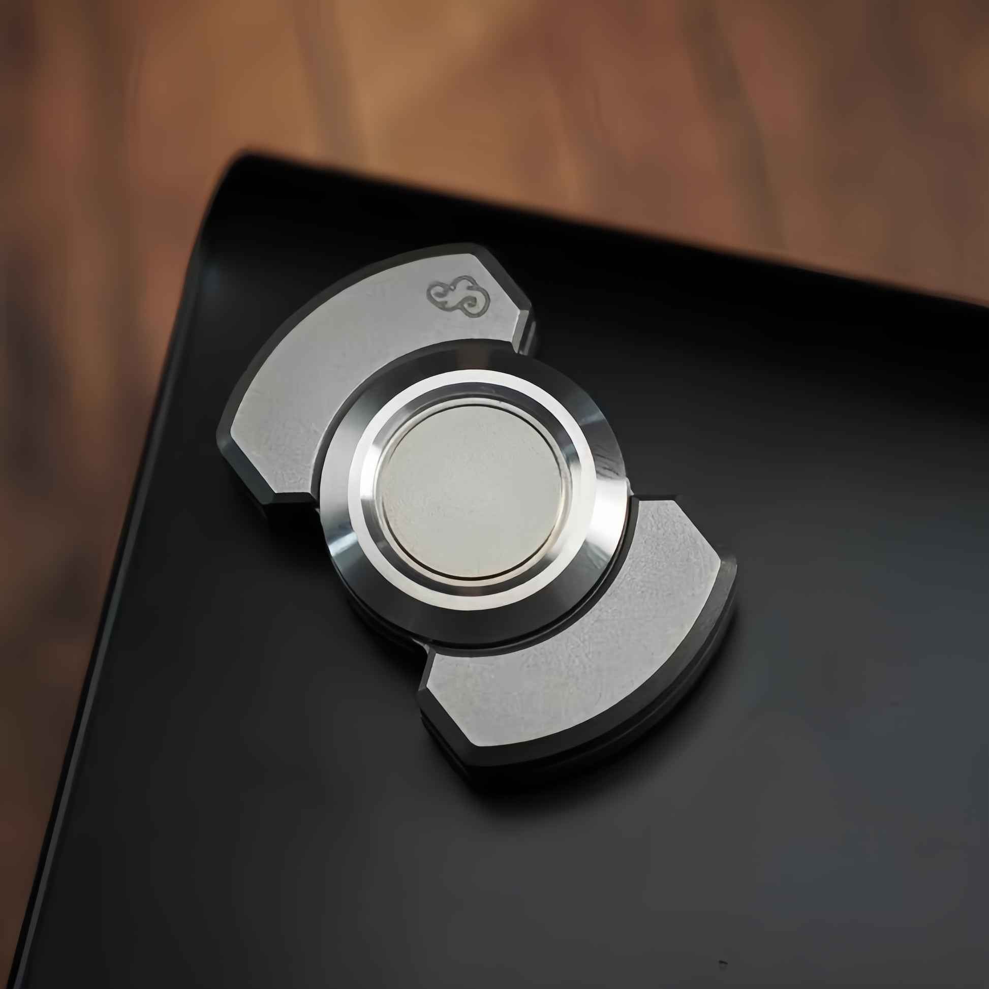 Square and Circle Mini Spinner - EDC GATEWAY