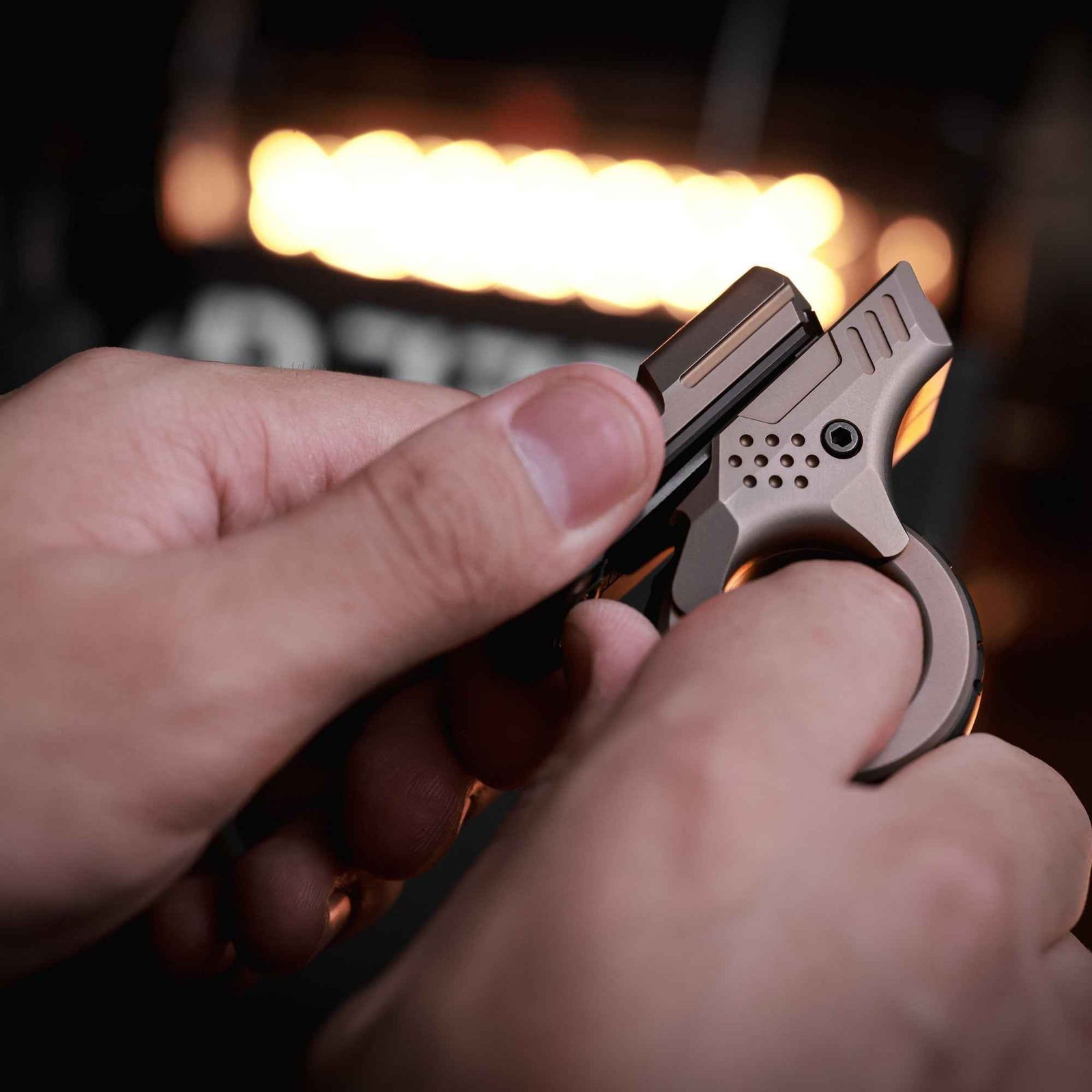 Zoom Slider - EDC GATEWAY