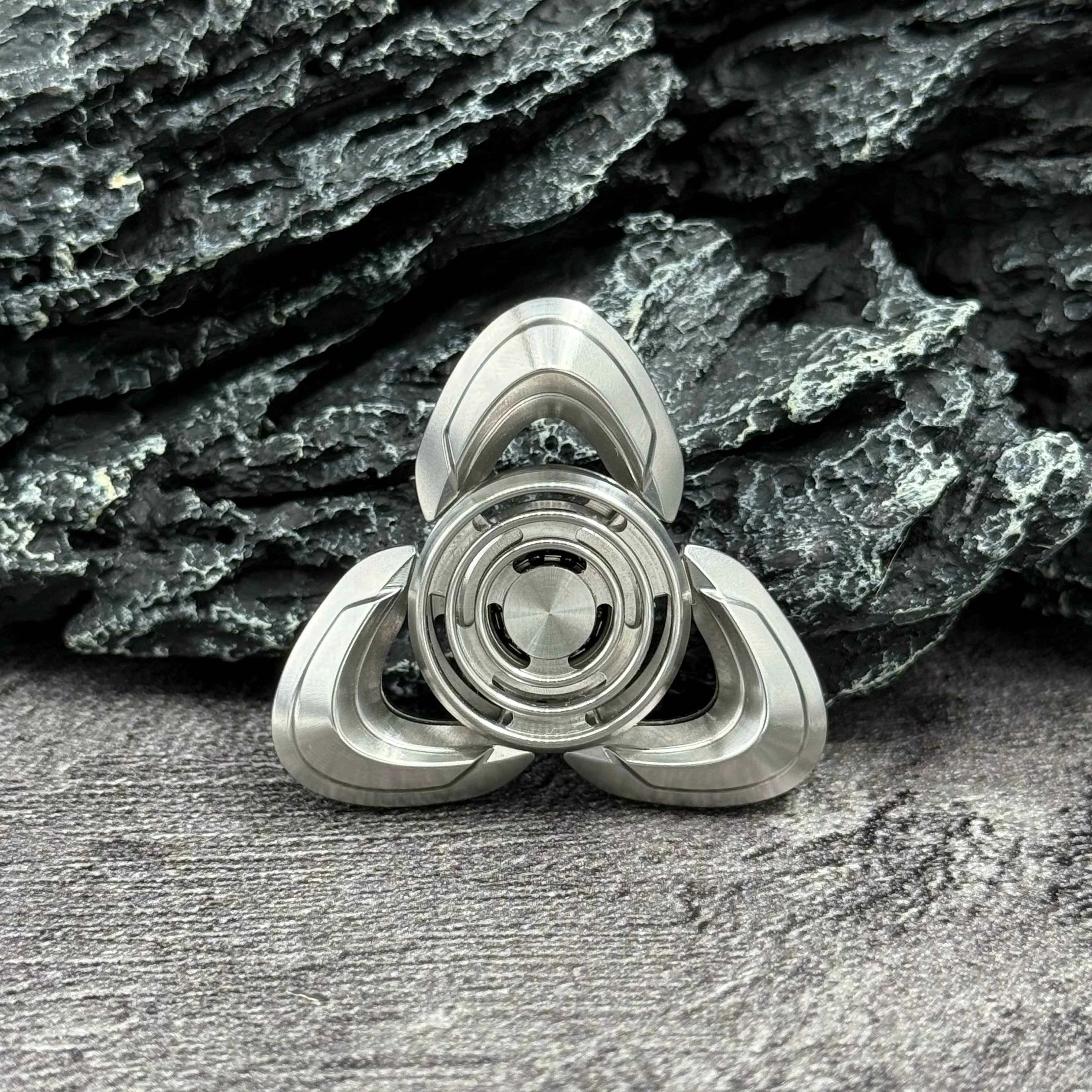 Shadow Blade Spinner