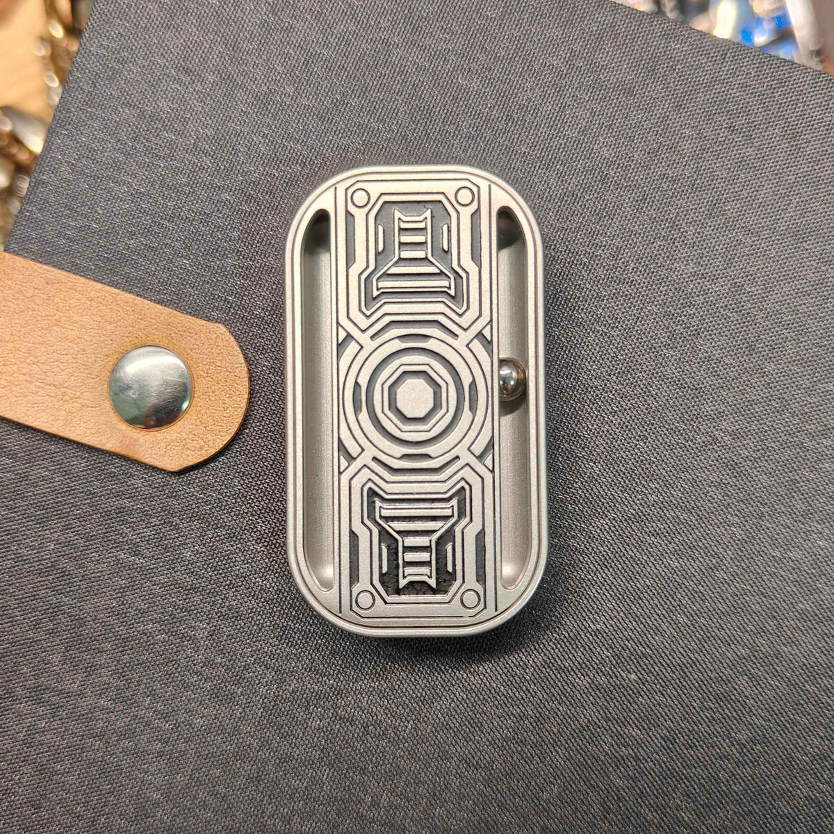 Cyber Hollow Slider - EDC GATEWAY