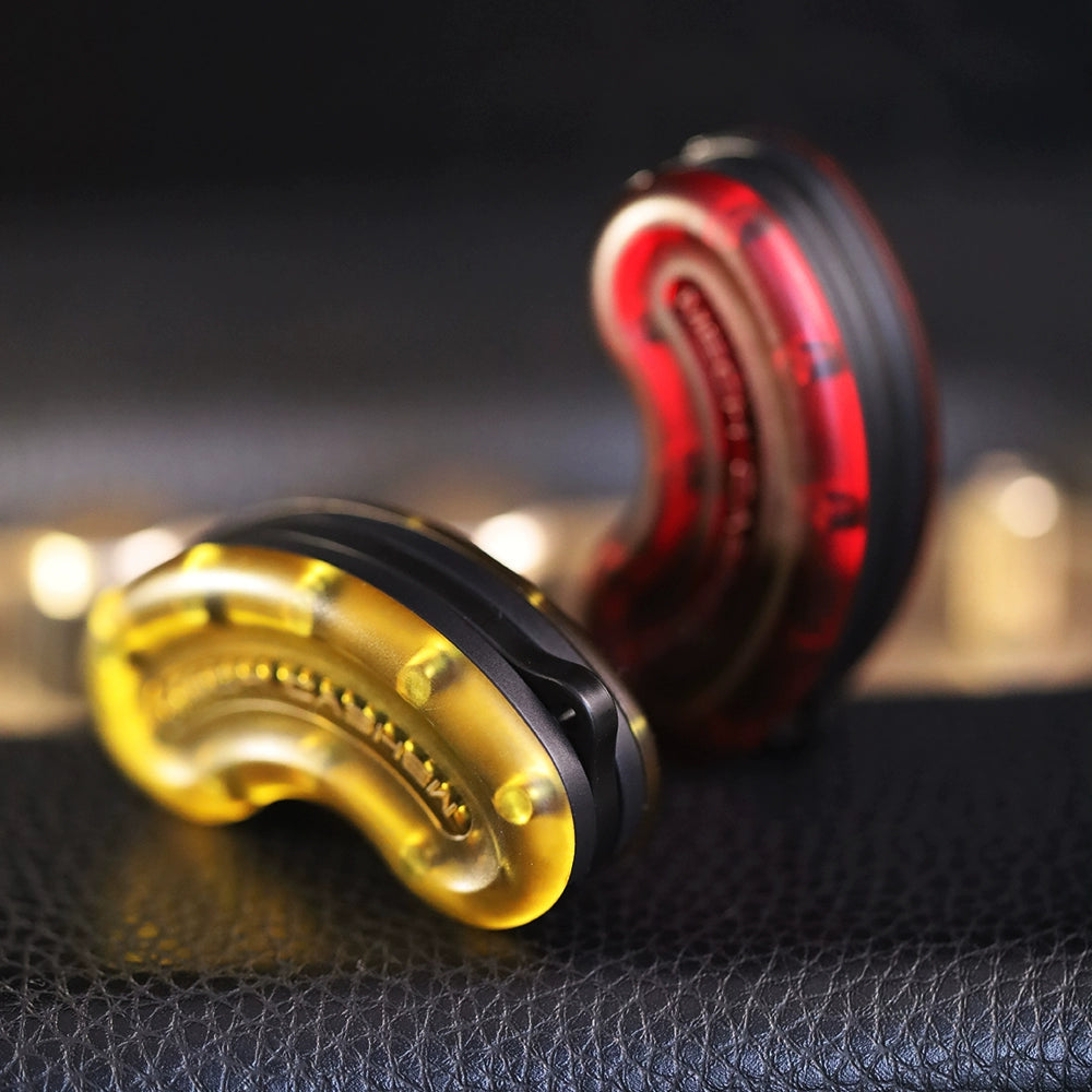 MAGNETIC CASHEW