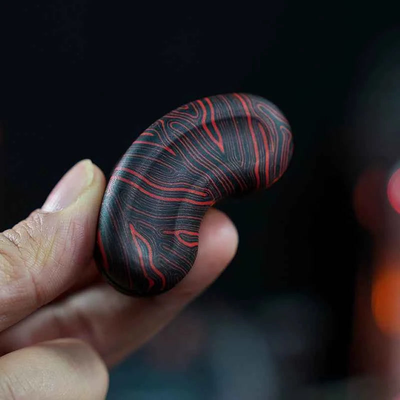 MAGNETIC CASHEW