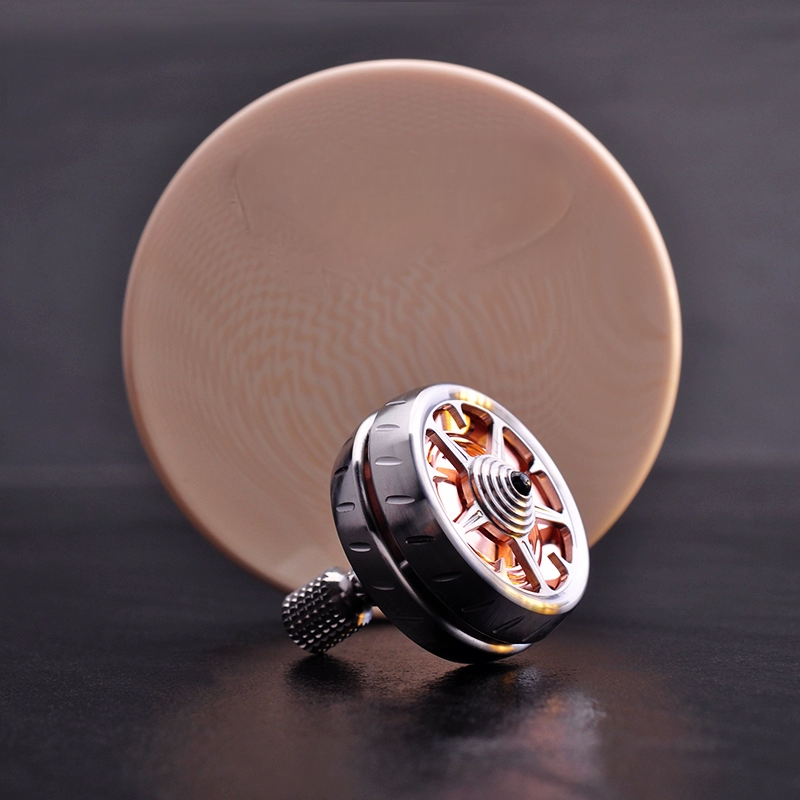 Matrix Spin Top