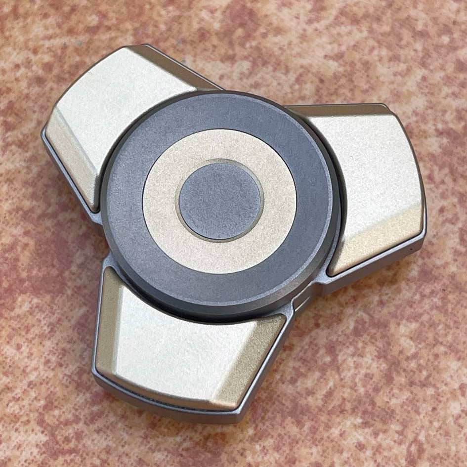 Needle Spinner