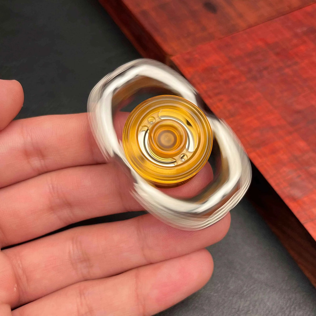 Obsidian Twin-Arm Spinner