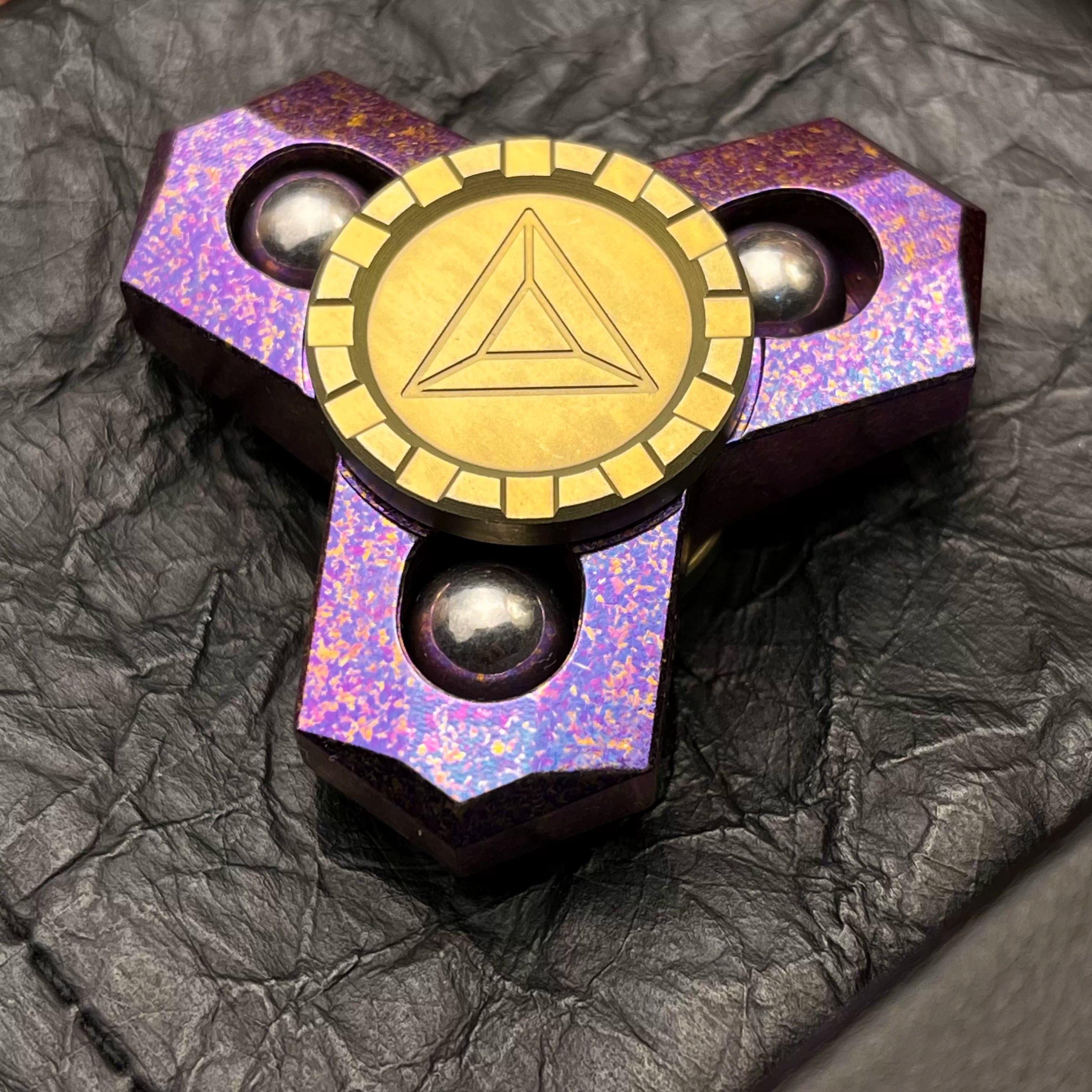 Phantom Glow Spinner