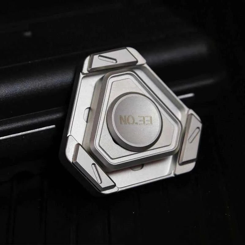 Steel Spin Top - EDC GATEWAY