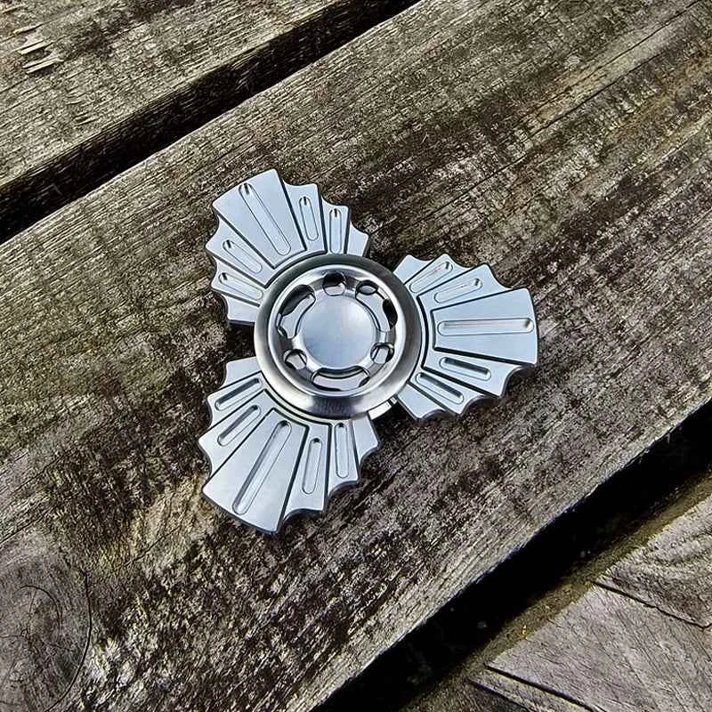 Peacock Spinner