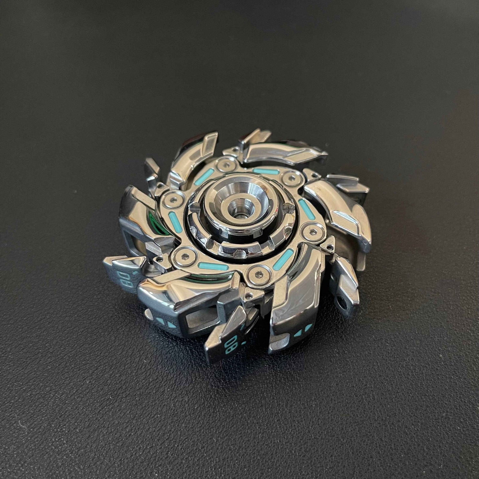 Mecha Spinner Toy: Futuristic Fidget Solution for Stress Relief and Focus - EDC GATEWAY