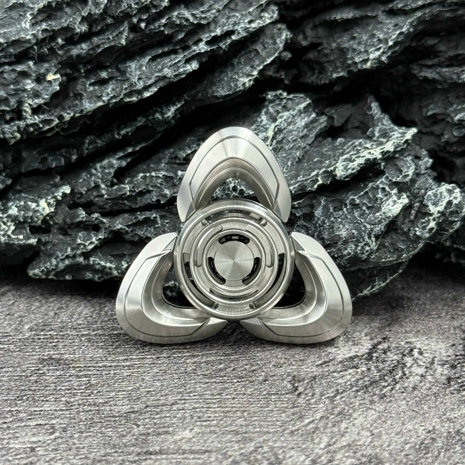Shadow Blade Spinner