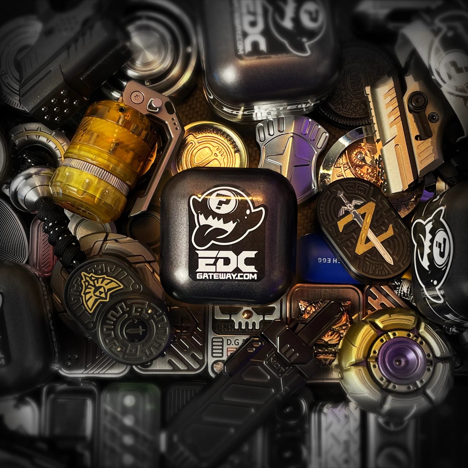 Gateway Fidget Crate